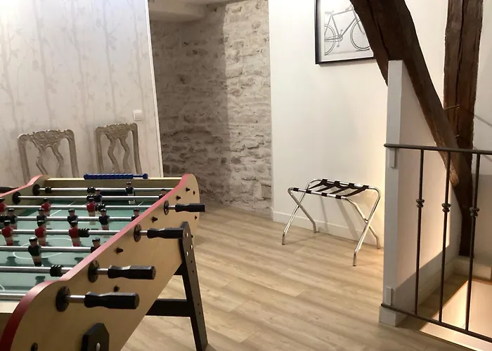 Le Jardin Des Chanceliers 博讷