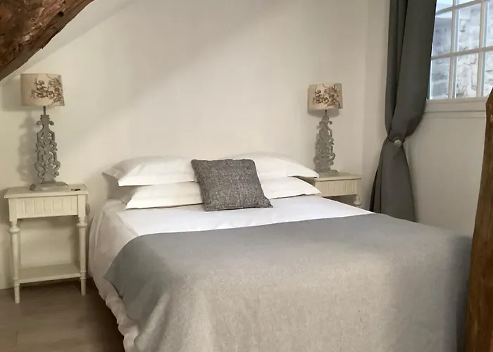 Le Jardin Des Chanceliers * Beaune (Cote d'Or)