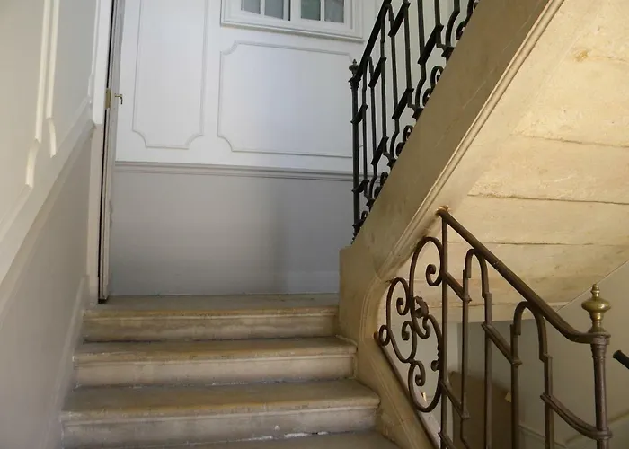 Le Jardin Des Chanceliers 公寓 博讷